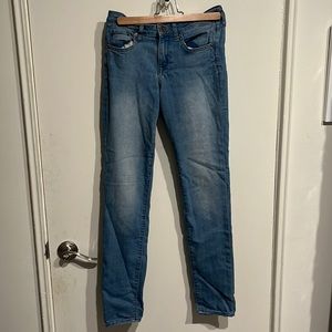Skinny Low Waisted Jeans